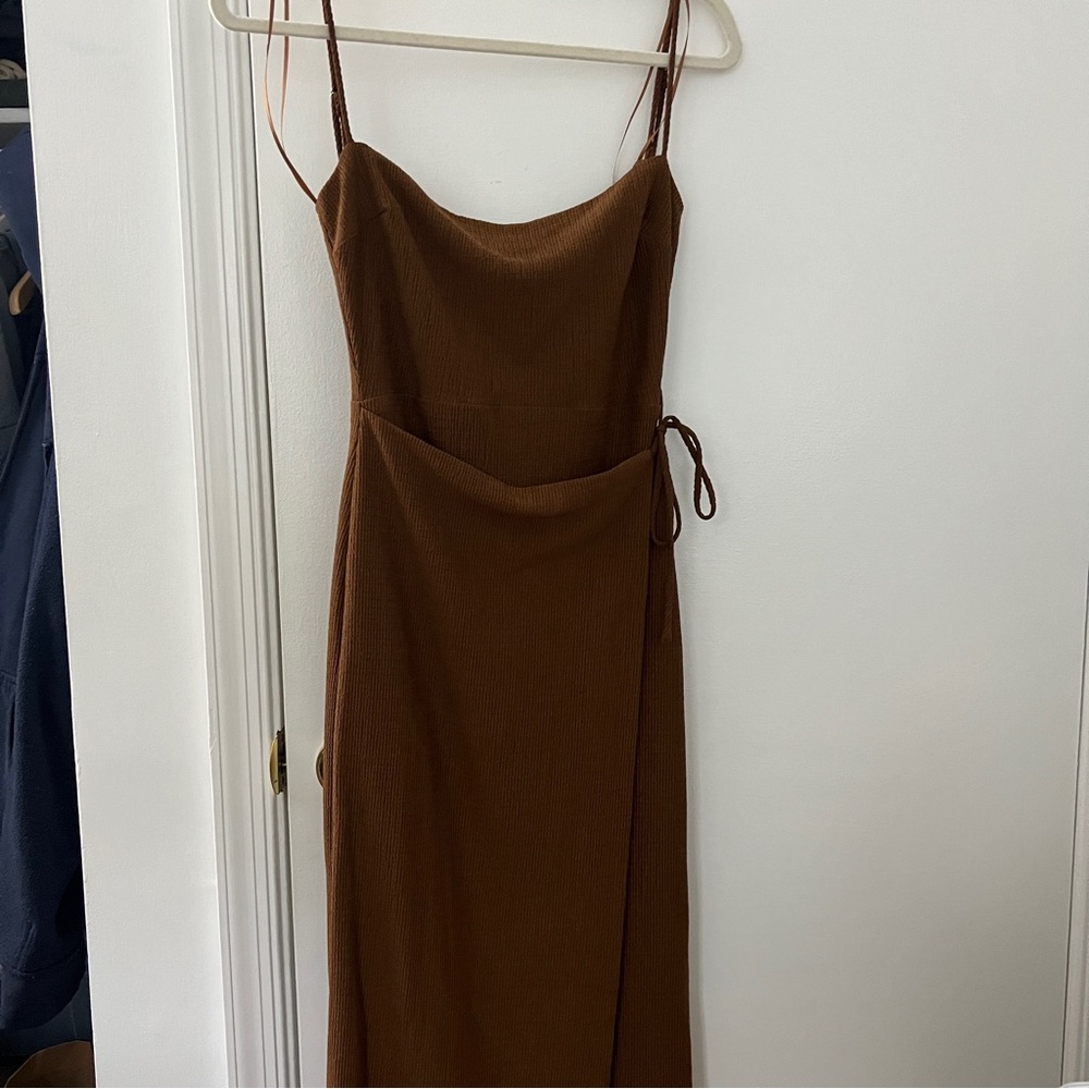 NWT Brinda Wrap Midi Dress in Brown - Picture 6 of 13